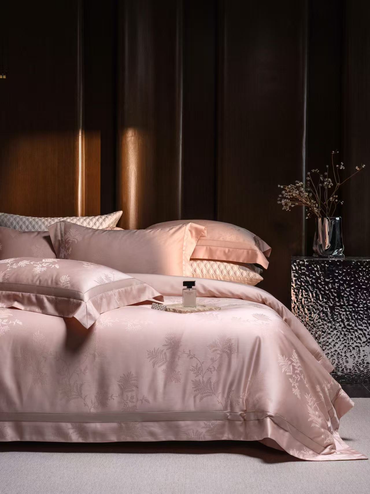 Luxueuze roze bloemenjacquard  - Luxury Home Textiles Usa recensie en prijs