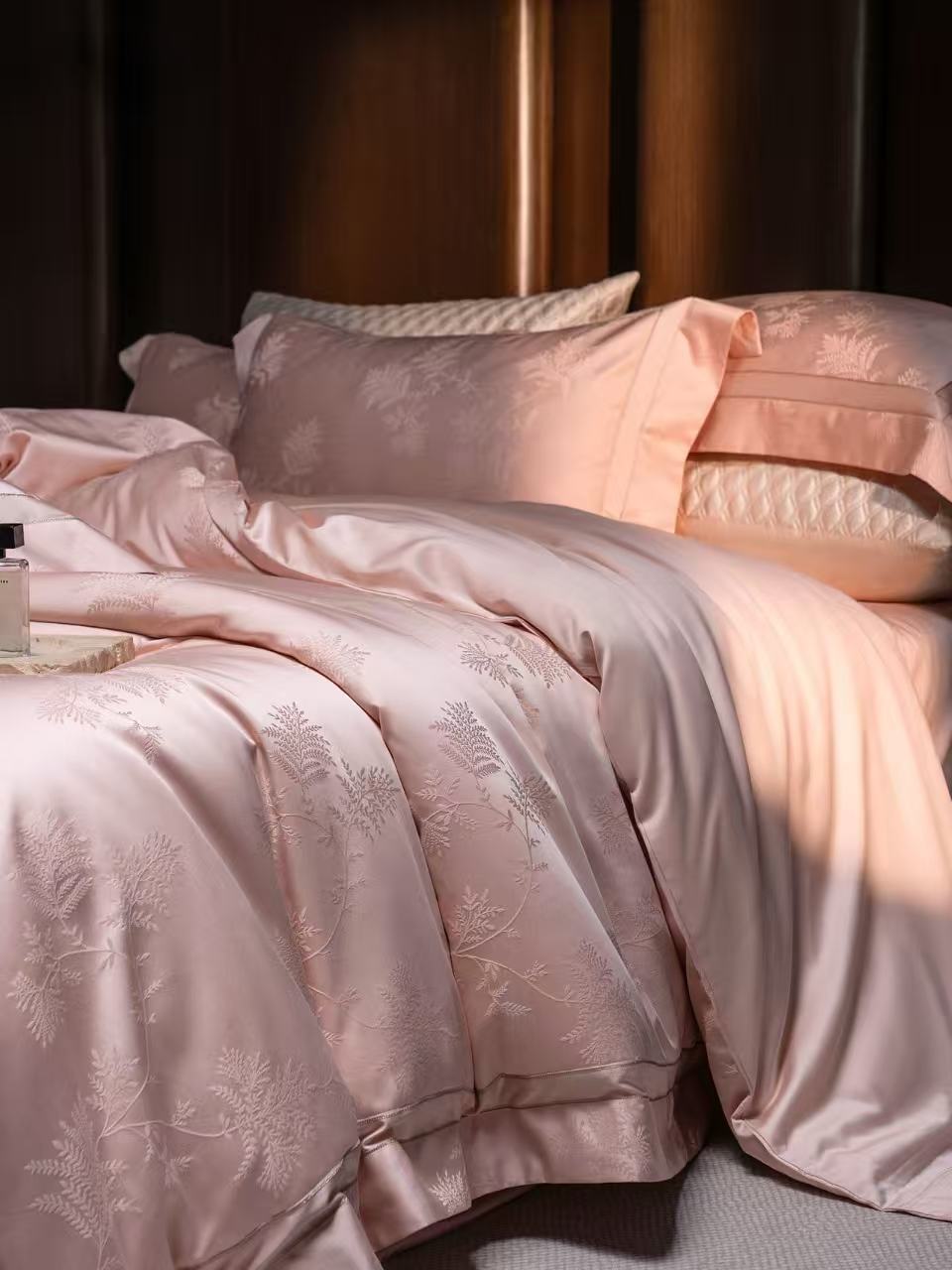 Luxueuze roze bloemenjacquard  - Luxury Home Textiles Usa recensie en prijs
